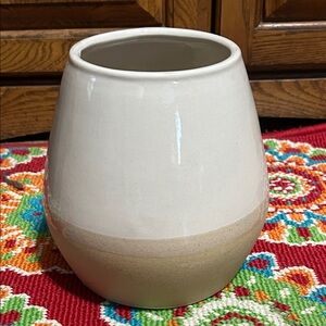 Elegant Cream and Tan Vase/Planter NEW